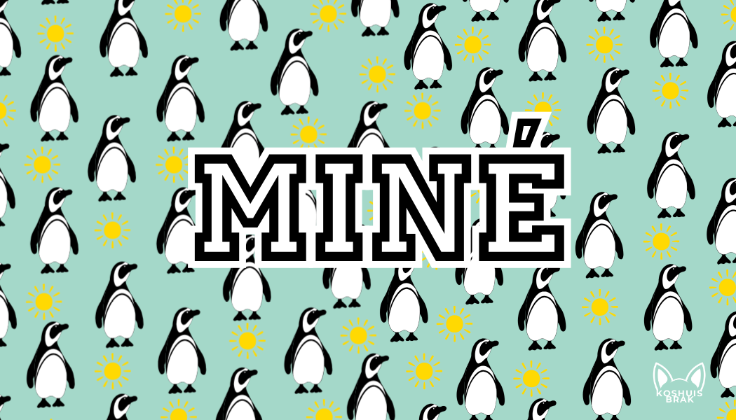 Penguins on Green Pattern l Summer Towel