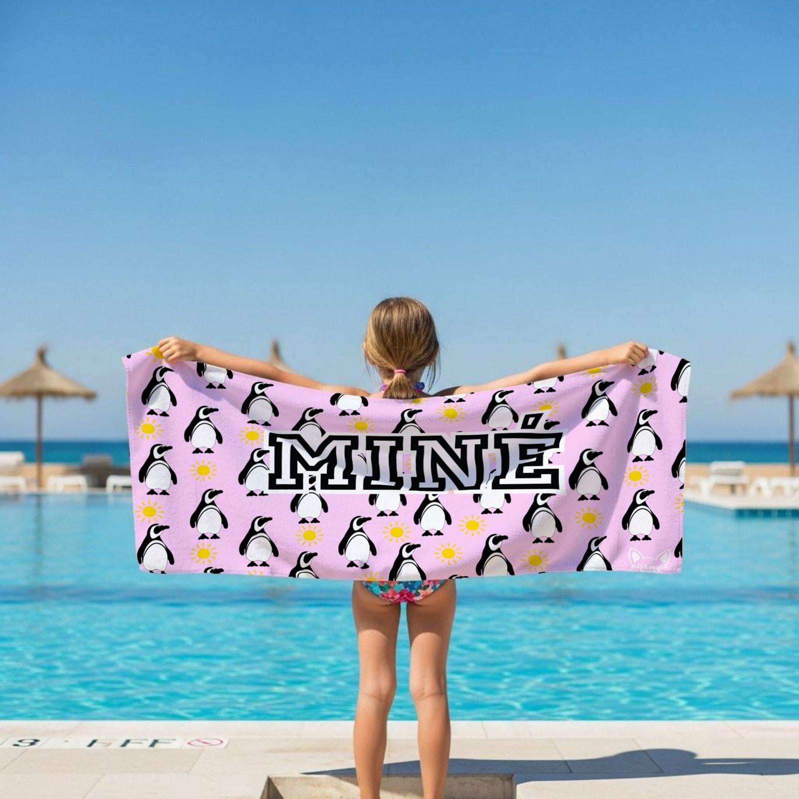 Penguins on Pink Pattern l Summer Towel