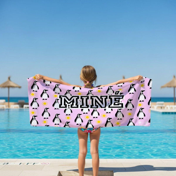 Penguins on Pink Pattern l Summer Towel