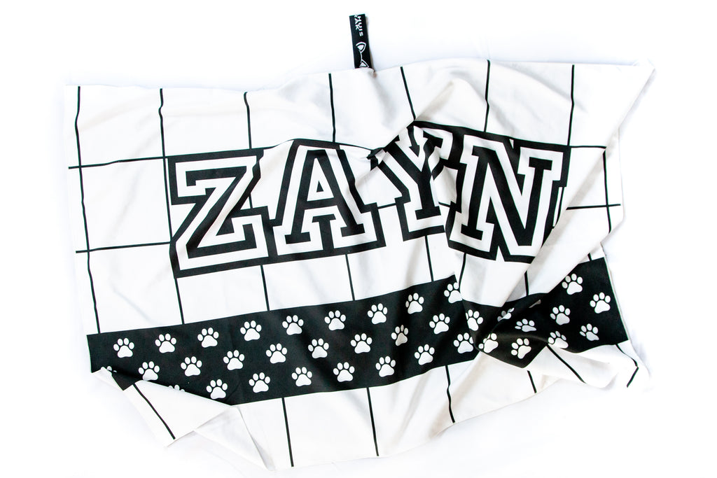 Towel with Paw Pattern (Available in 3 Colours)