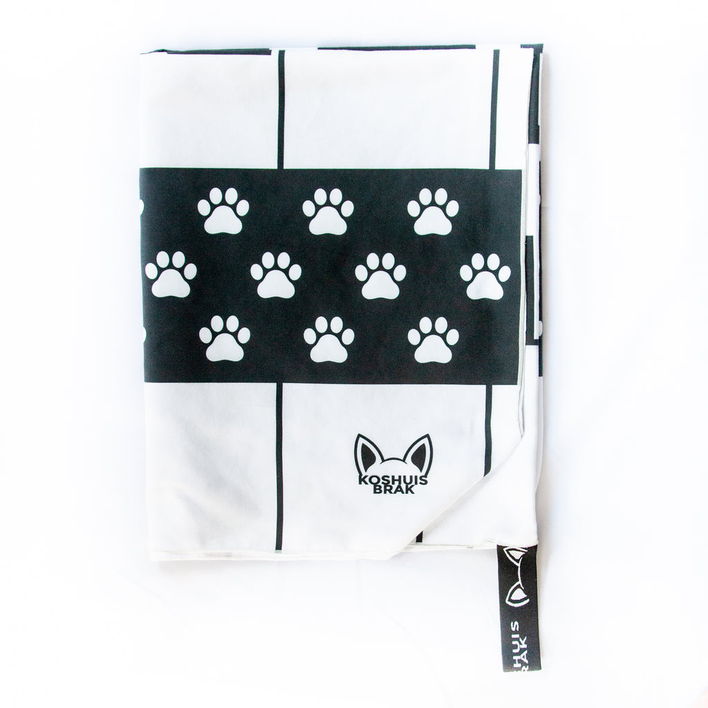 Towel with Paw Pattern (Available in 3 Colours)
